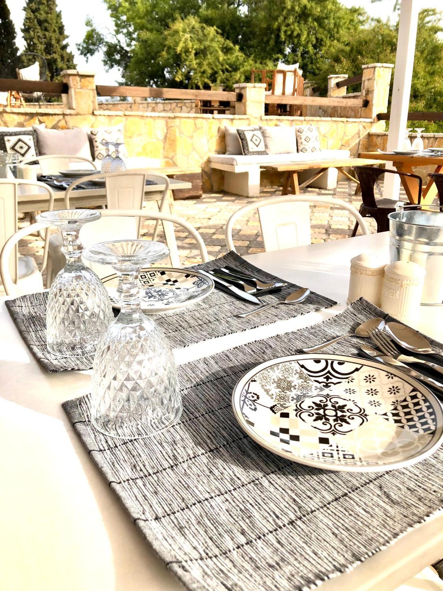 Elaion Mini Suites Nafplio Bagian luar foto